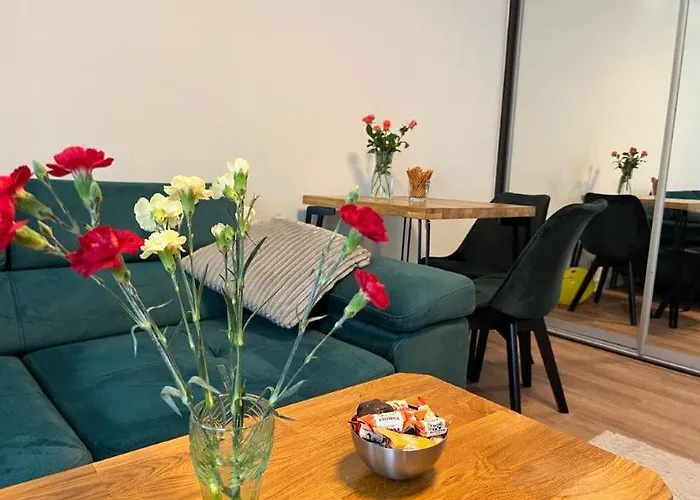 Last Pub Rynek-klima-parkigfree-netflix-youtube Apartment Wroclaw